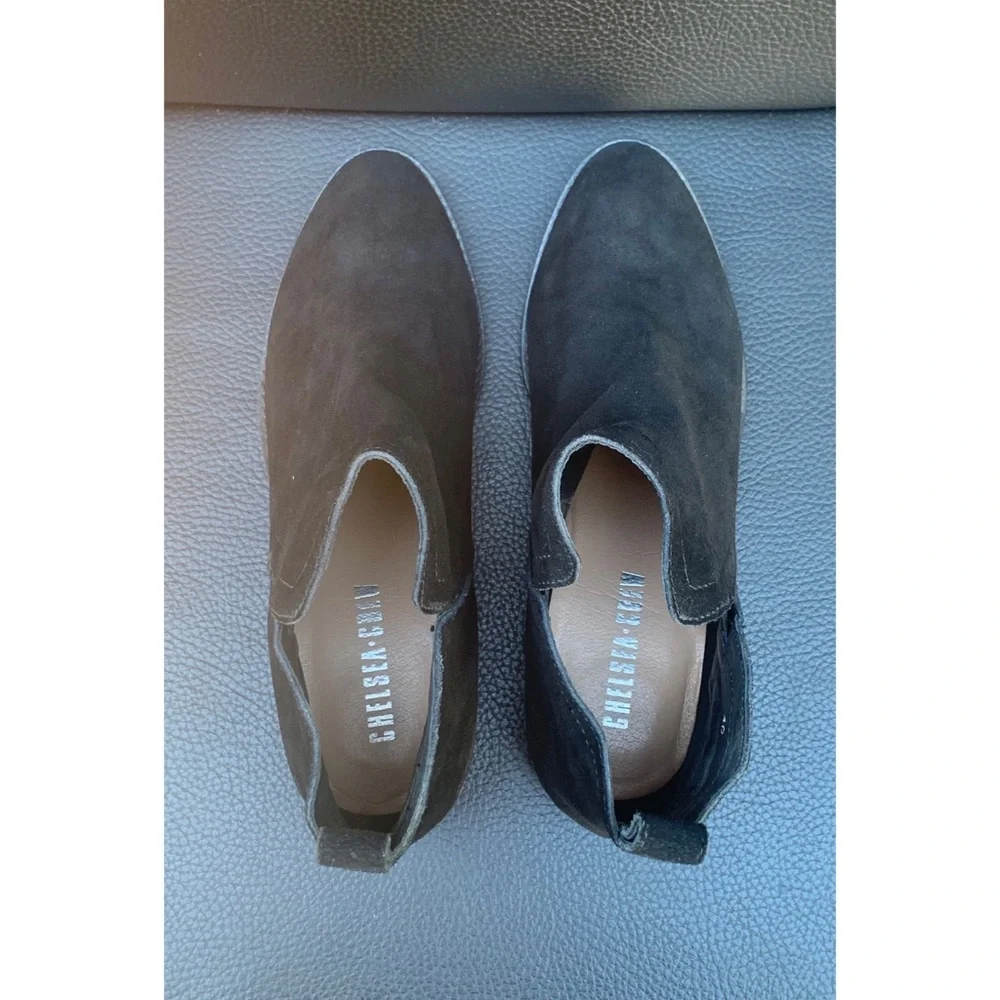 Chelsea Boots - Picture 4 of 6